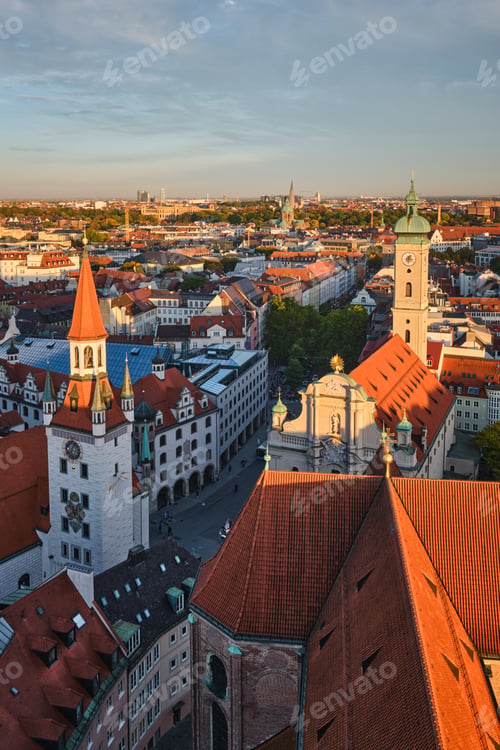 Preview: Aerial view of Munich