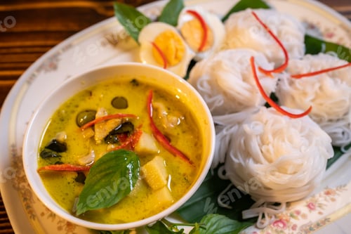 Preview: Thai style food, green curry with chicken, delicious vegetable Asian dinner
