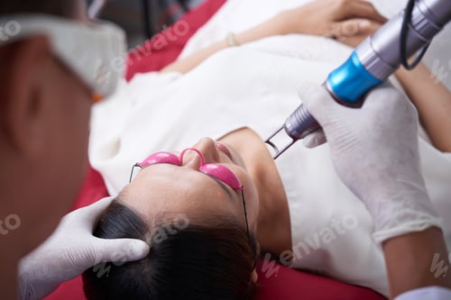 Preview: Woman is at anti-aging ultrasound procedure
