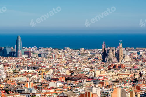 Preview: Barcelona cityscape overlook