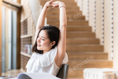 Preview: BUSINESS PEOPLE INTERIOR