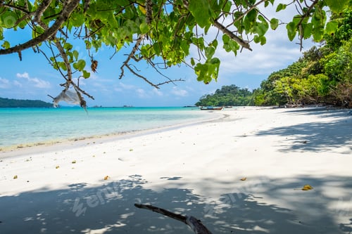 Preview: Sea beach colorful white sand smooth silvan