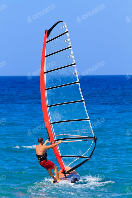 Preview: Man windsurfing Recreation