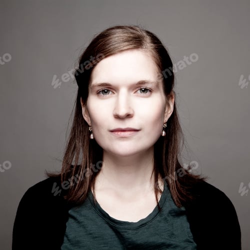 Preview: Portrait of serious looking young woman, close-up