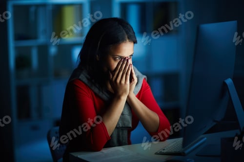 Preview: Businesswoman working