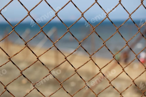Preview: Closeup of rusty chain-link fence