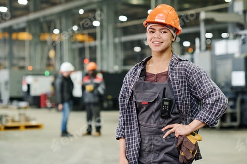 Preview: Portrait of Smiling Worker Wearing Safety Helmet