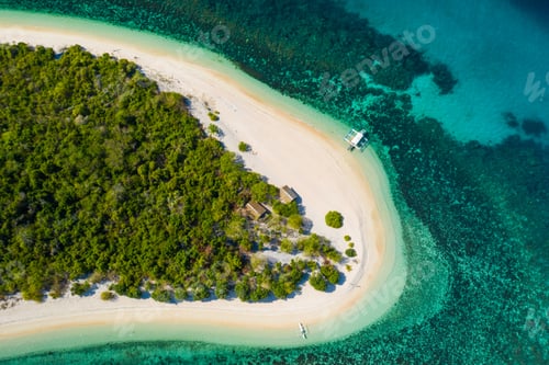 Preview: Tropical beach in Coron, Philippines