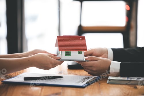 Preview: Real estate investment ideas and contracts