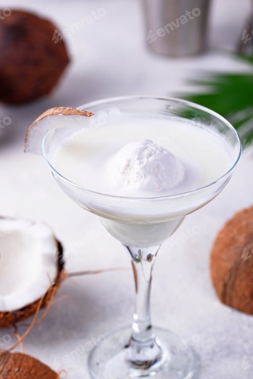 Preview: Coconut Margarita cocktail with ice cream