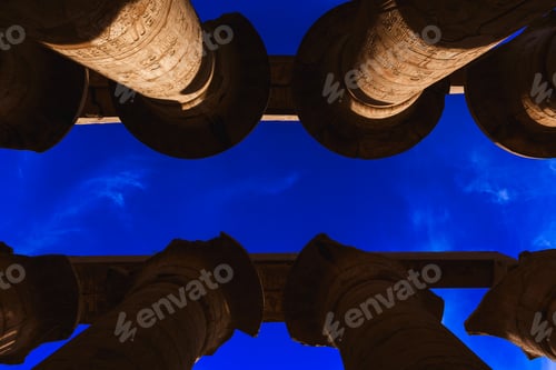 Preview: Low angle shot of the columns of the Temple of Karnak, Egypt