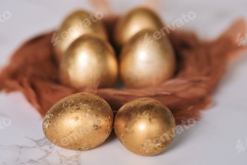 Preview: Golden Easter eggs