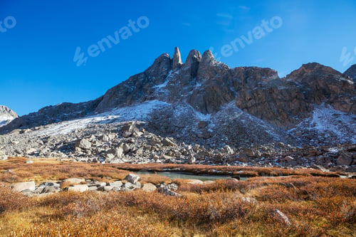 Preview: Autumn mountains