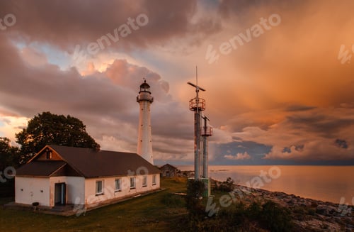Preview: Lighthouse and meteorological station in Kihnu islands