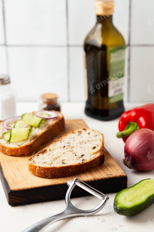 Preview: Sandwich making
