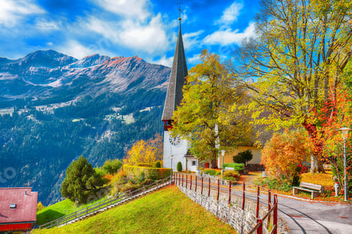 Preview: Awesome autumn view of picturesque alpine village Wengen.