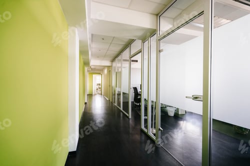 Preview: Corridor in an office building