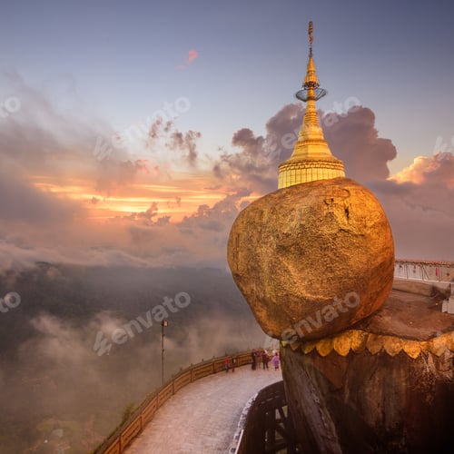 Preview: Kyaiktiyo Pagoda and Golden Rock at Dusk