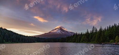 Preview: Lake with Mt Hood during sunset. Trillium Lake, Mt. Hood National Forest, Oregon
