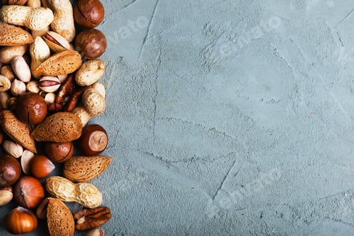 Preview: Nuts
