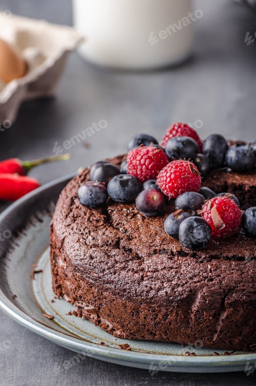 Preview: Brownies cake with chilli and berrries