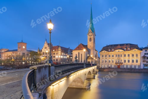 Preview: Zurich, Switzerland on the Munsterbrucke Bridge