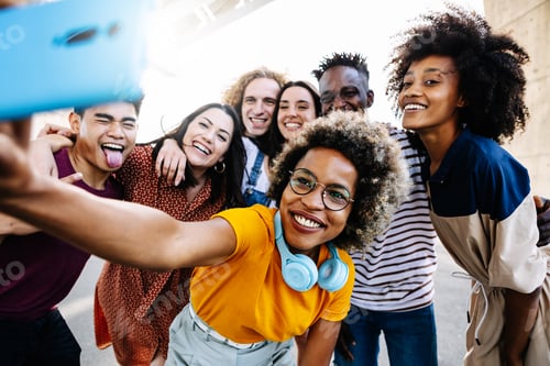 Preview: Diverse friends taking selfie together