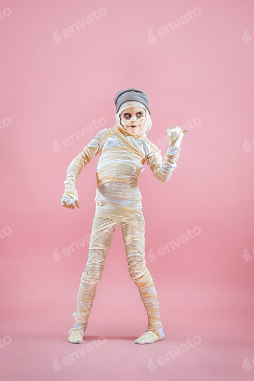 Preview: Studio image of a young teen girl man bandaged,