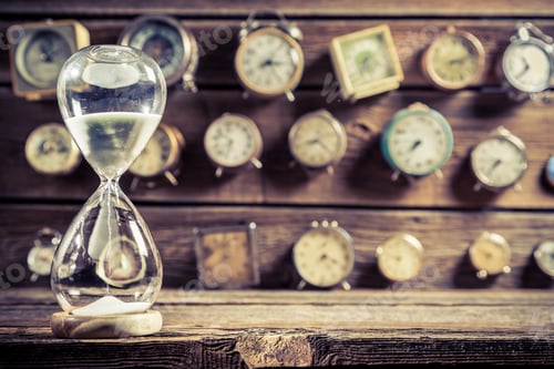 Preview: Old hourglass as the old way of timing