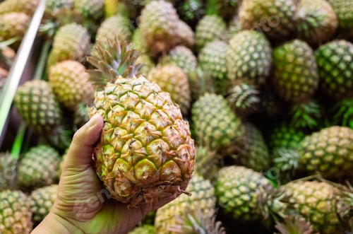 Preview: Group Of Pineapple Fruit At Traditional Marketplace In Taiwan
