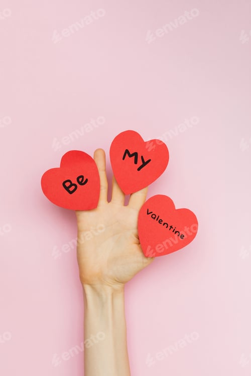 Preview: Hands and hearts