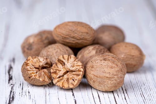 Preview: Nutmeg spice isolated on the white background