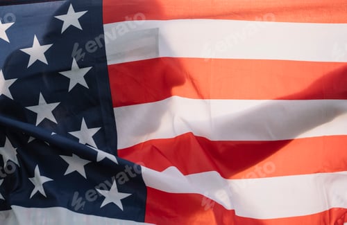 Preview: Woman with American flag
