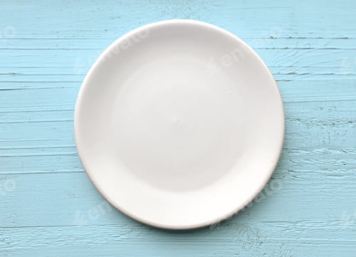 Preview: empty white plate