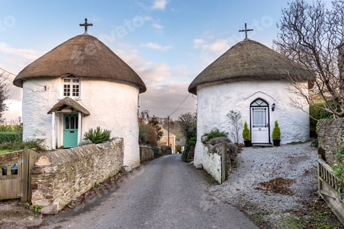 Preview: Roundhouses at Veryan in Cornwall