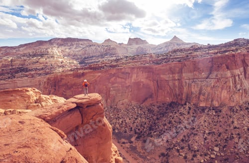 Preview: Hike in Utah