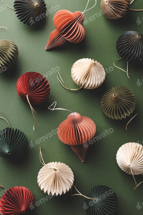 Preview: Pattern Made of Paper Honeycomb Christmas Decorations.
