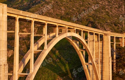 Preview: Bixby Creek Bridge on Highway 1, California