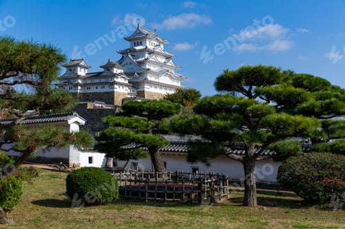 Preview: Himeji castle with blue sky
