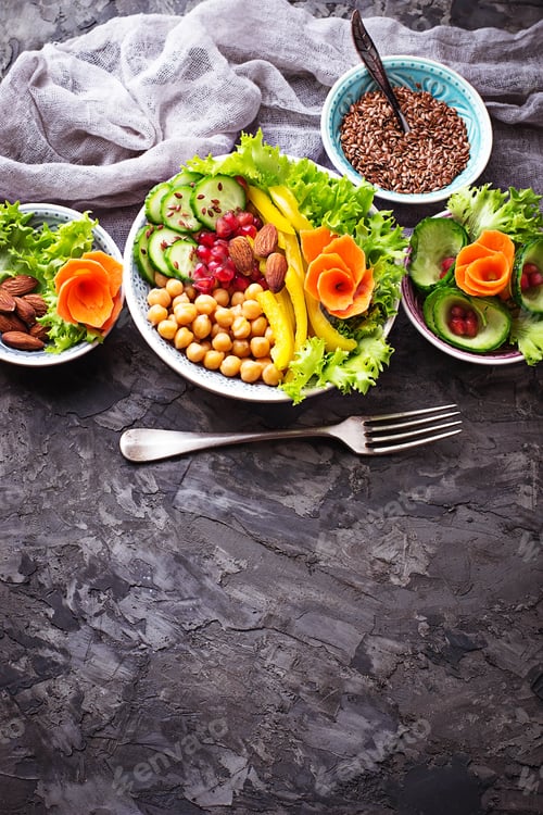 Preview: Buddha bowl with vegetable and chick-pea