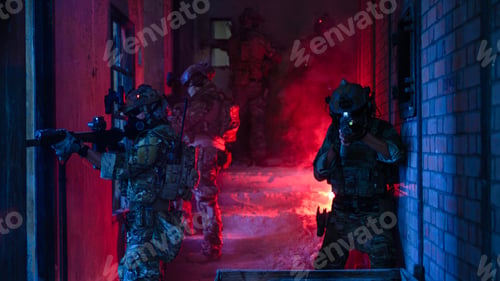 Preview: Expert team of soldiers attacking enemy during military operation, Army soldiers in protective