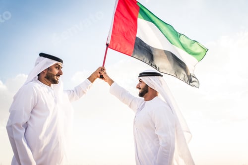 Preview: Arabic men in the desert