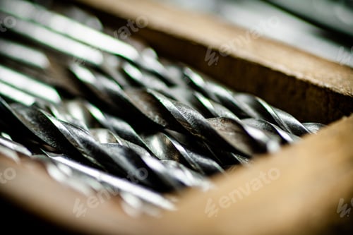 Preview: Various drill bits for drills.