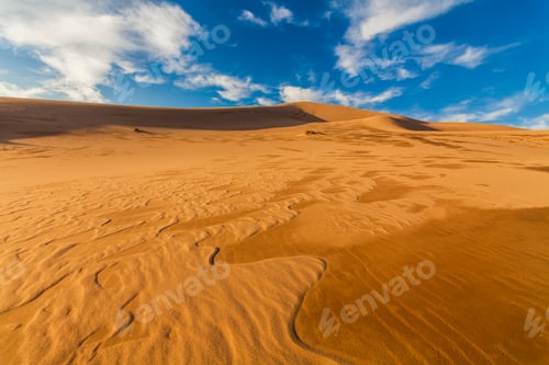 Preview: Amazing abstract patterns on the sand of the Gobi desert. Mongolia.