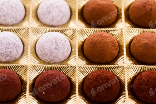 Preview: Chocolates