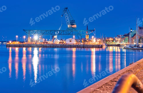 Preview: Night scenery of container handling crane in the port