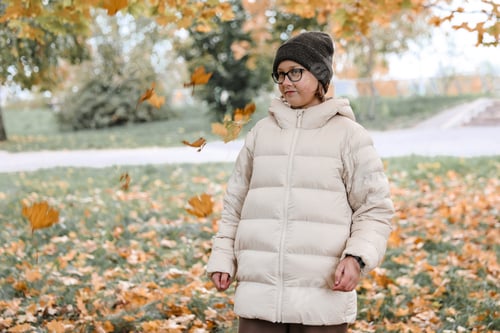 Preview: Girl In The Autumn Park