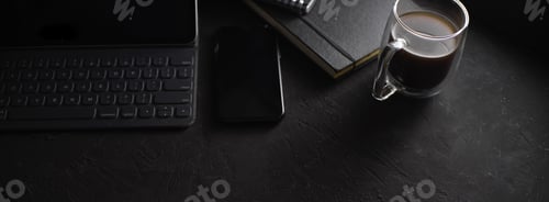 Preview: dark