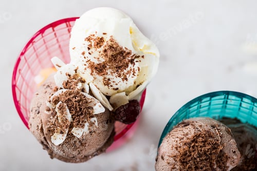 Preview: Plastic Ice Cream Sundae Cones with Chocolate and Vanilla Ice Cr