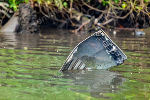 Preview: floating spare of the car